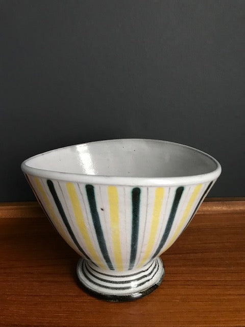 Rye Pottery 1960's bowl